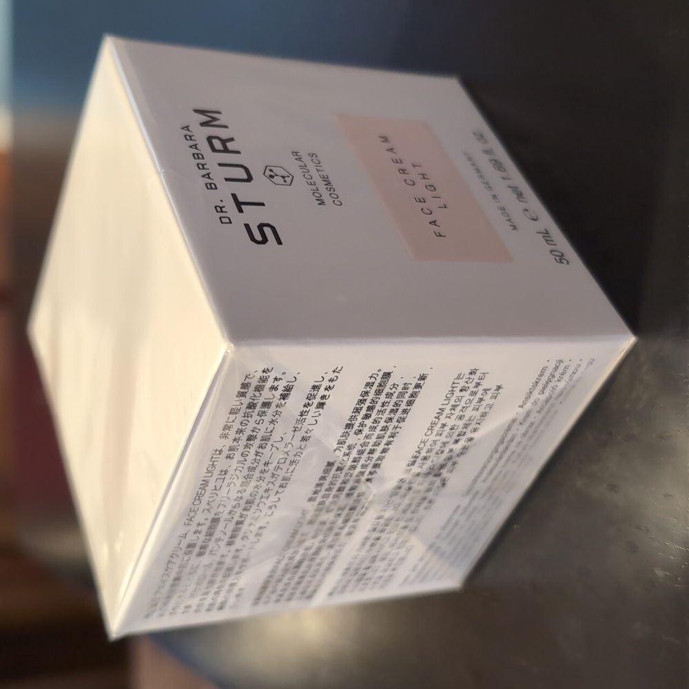Face Cream Light - Picture 2 of 5